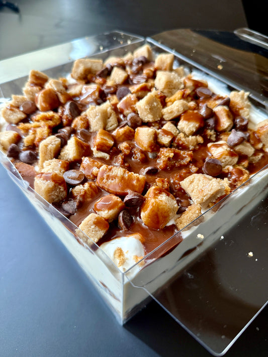 Ice-cream Trifle Cake: Cookie Dough : dairy