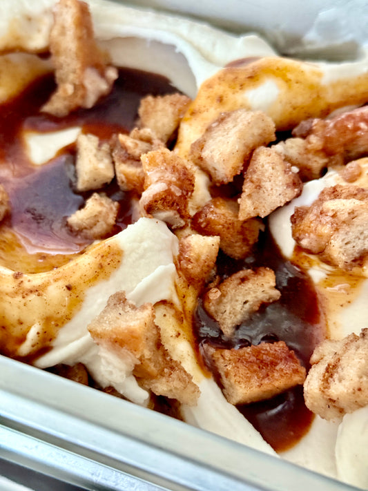 Helm Baked Cinnamon Bun / non dairy